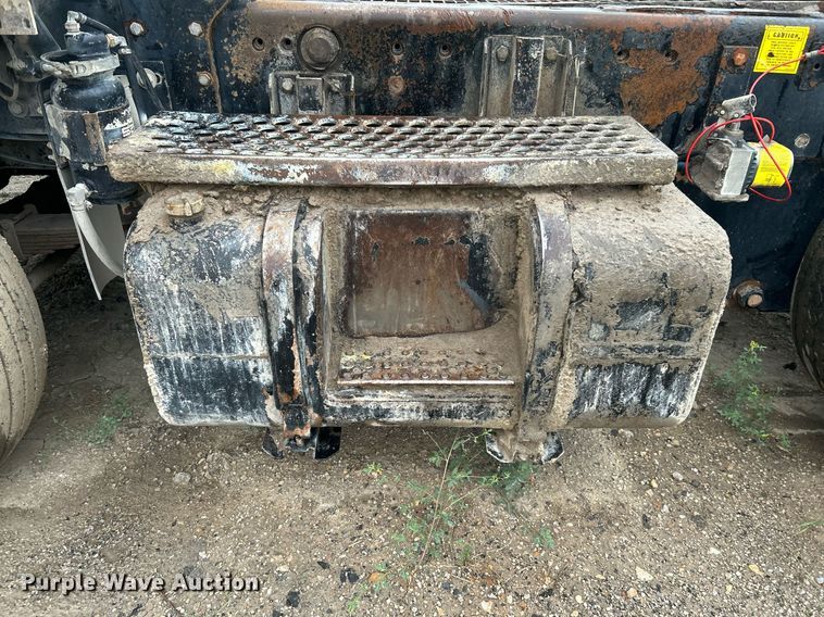 image for item DI7879 Ottawa 30  yard truck