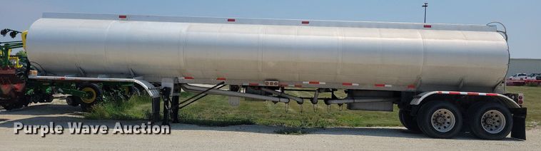 image for item DN4004 1985 Custom Trailers  tank trailer