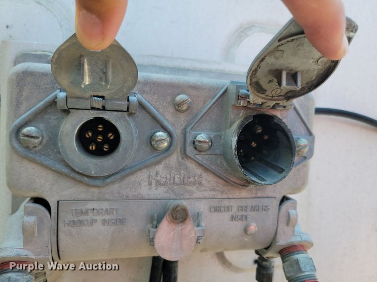 image for item DN4004 1985 Custom Trailers  tank trailer