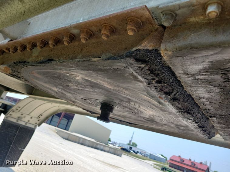 image for item DN4004 1985 Custom Trailers  tank trailer