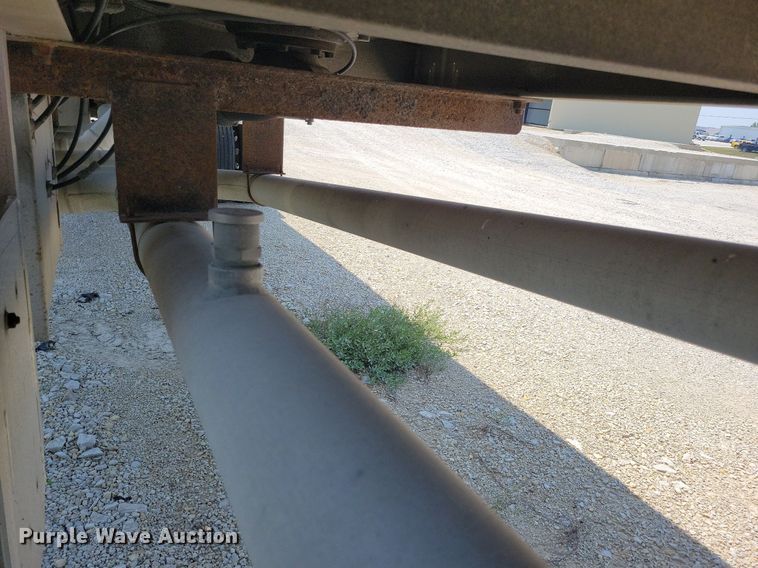 image for item DN4004 1985 Custom Trailers  tank trailer