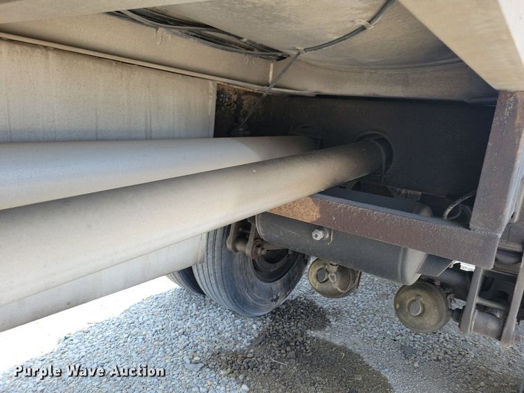 image for item DN4004 1985 Custom Trailers  tank trailer