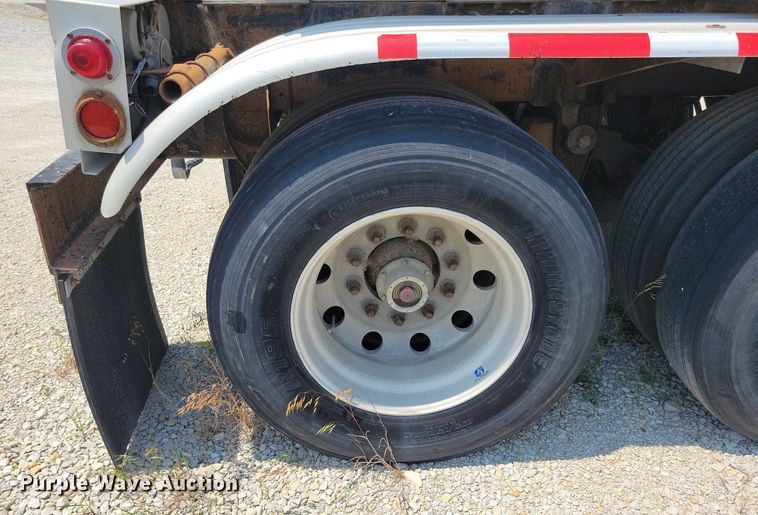 image for item DN4004 1985 Custom Trailers  tank trailer