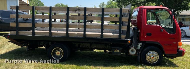 image for item DO2189 2005 Isuzu NPR  flatbed truck