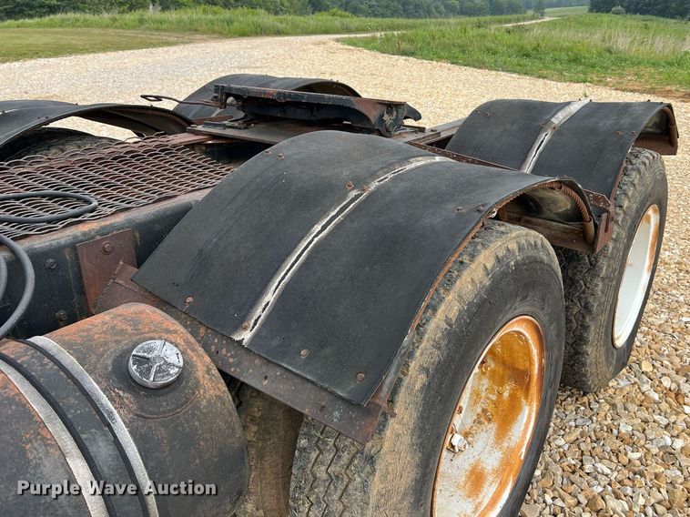 image for item DO2193 1979 Kenworth W900A  semi truck