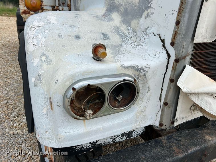 image for item DO2193 1979 Kenworth W900A  semi truck