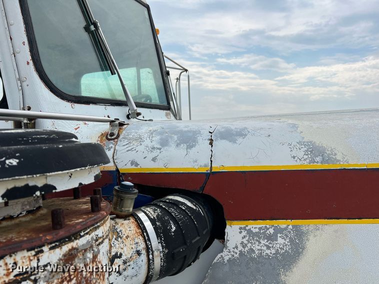 image for item DO2193 1979 Kenworth W900A  semi truck