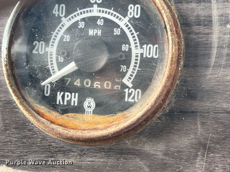 image for item DO2193 1979 Kenworth W900A  semi truck