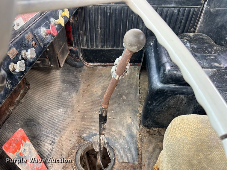 image for item DO2193 1979 Kenworth W900A  semi truck