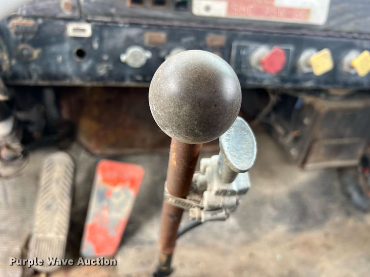 image for item DO2193 1979 Kenworth W900A  semi truck