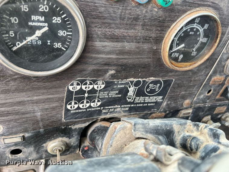 image for item DO2193 1979 Kenworth W900A  semi truck