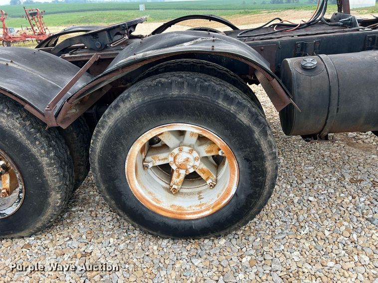 image for item DO2193 1979 Kenworth W900A  semi truck