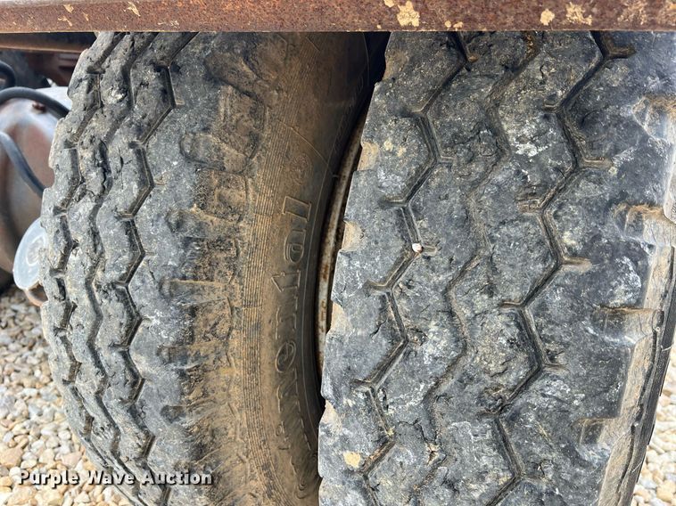 image for item DO2193 1979 Kenworth W900A  semi truck