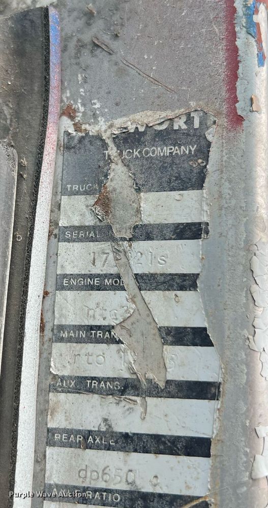 image for item DO2193 1979 Kenworth W900A  semi truck