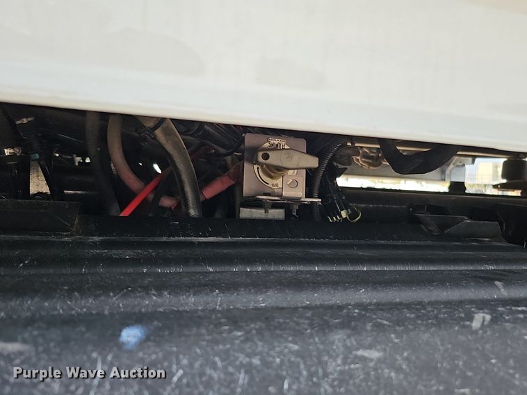 image for item DO2814 2018 Volvo VNL  semi truck