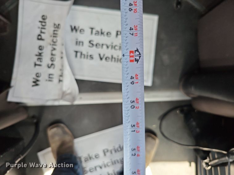 image for item DO2815 2016 Volvo VNL  semi truck