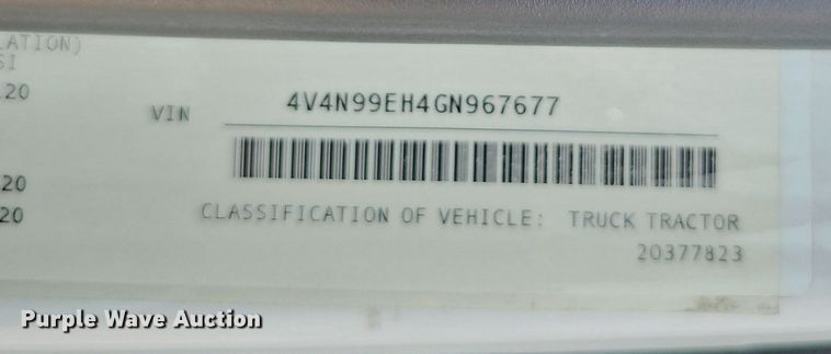 image for item DO2815 2016 Volvo VNL  semi truck