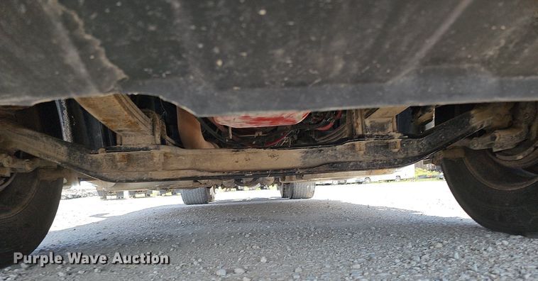 image for item DO2816 2014 Freightliner Cascadia 132  semi truck