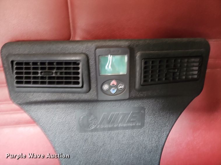 image for item DO2817 2016 Freightliner Cascadia  semi truck