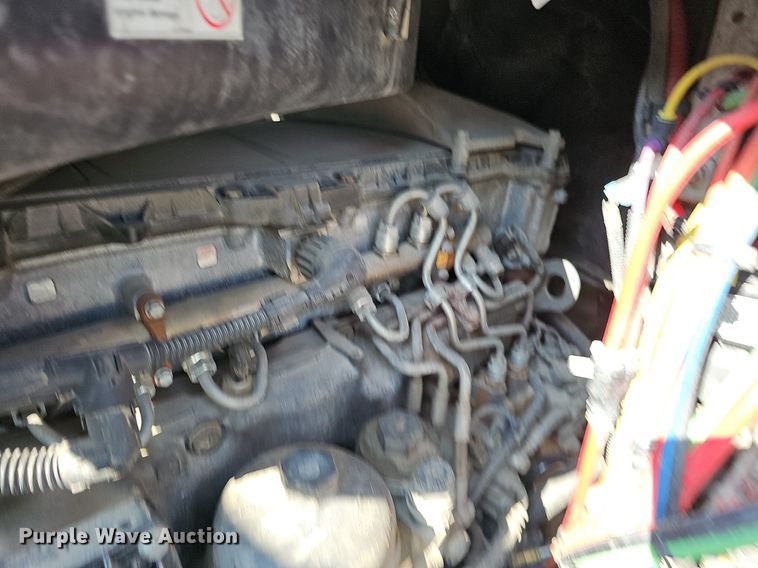 image for item DO2817 2016 Freightliner Cascadia  semi truck