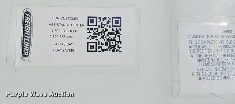 image for item DO2817 2016 Freightliner Cascadia  semi truck