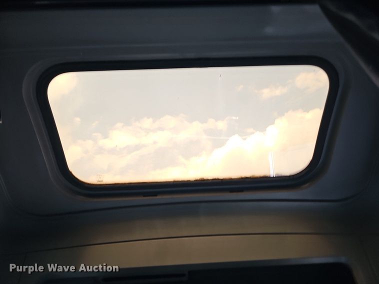 image for item DO2821 1999 Freightliner FLD120  semi truck