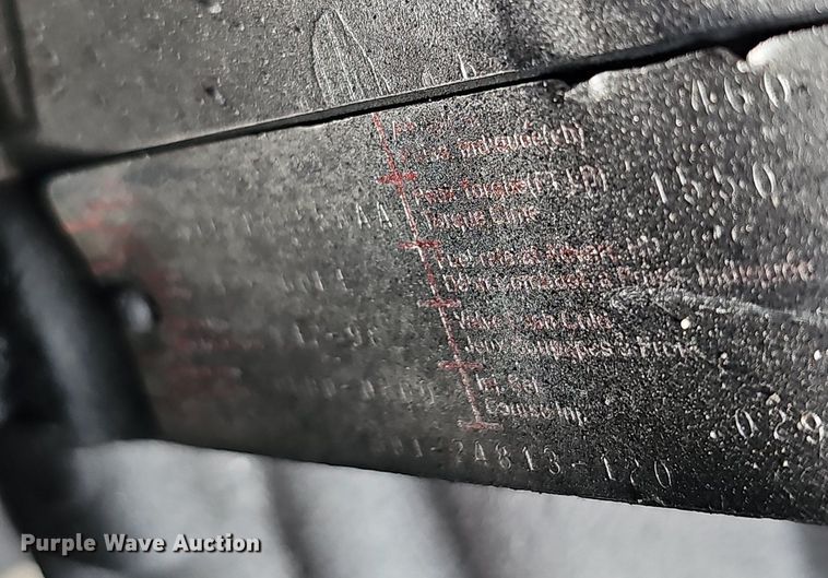 image for item DO2821 1999 Freightliner FLD120  semi truck