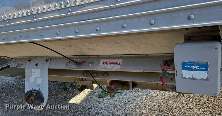 image for item DO2823 1999 Timpte  grain trailer