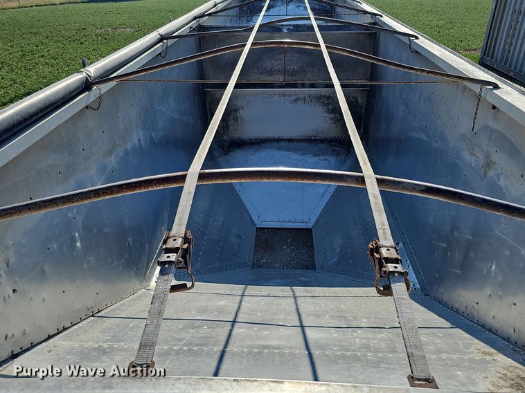 image for item DO2823 1999 Timpte  grain trailer