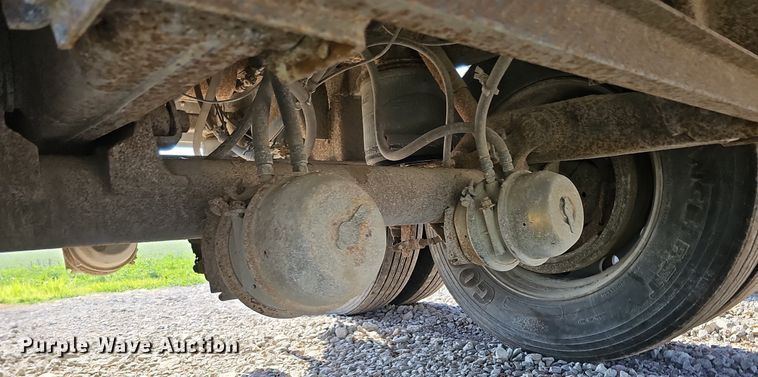 image for item DO2823 1999 Timpte  grain trailer