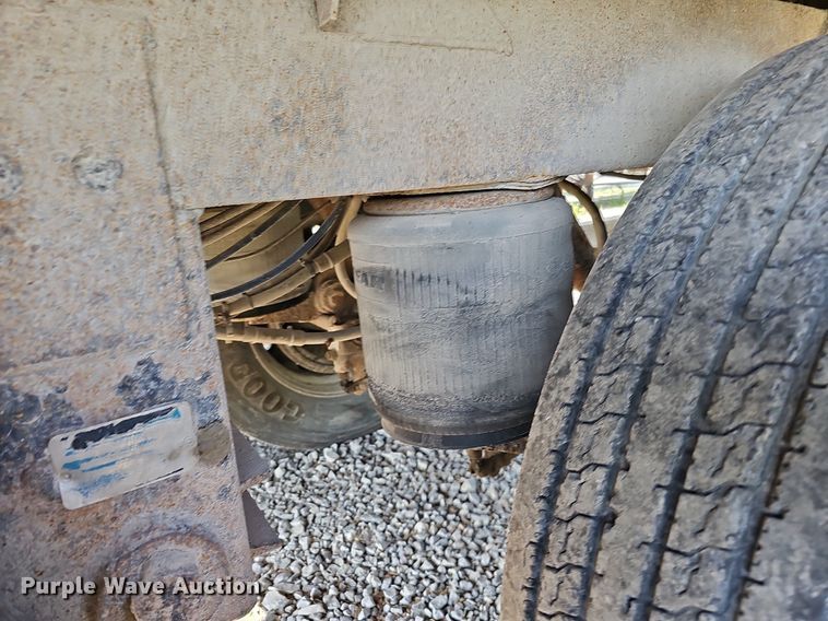 image for item DO2823 1999 Timpte  grain trailer