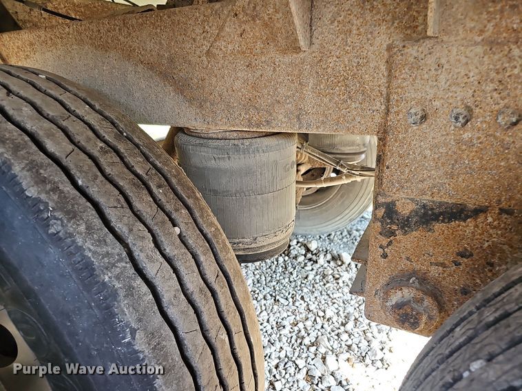 image for item DO2823 1999 Timpte  grain trailer