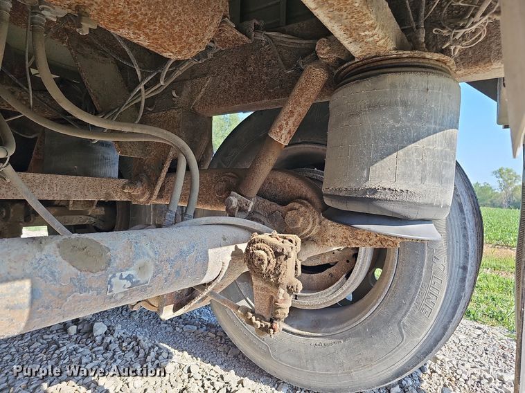 image for item DO2823 1999 Timpte  grain trailer