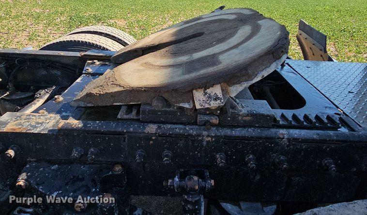 image for item DO2824 2007 Peterbilt 379  semi truck