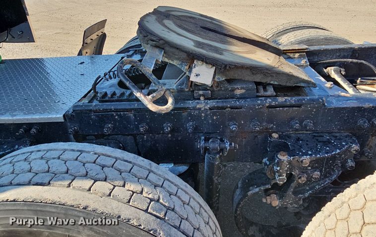 image for item DO2824 2007 Peterbilt 379  semi truck