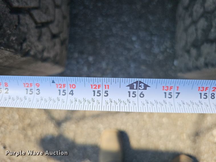 image for item DO2837 1988 Freightliner FLC  semi truck