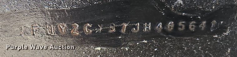 image for item DO2837 1988 Freightliner FLC  semi truck