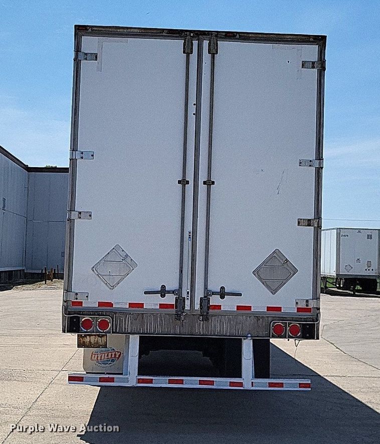 image for item DO3660 2006 Utility  dry van trailer