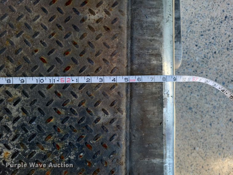 image for item DO3660 2006 Utility  dry van trailer