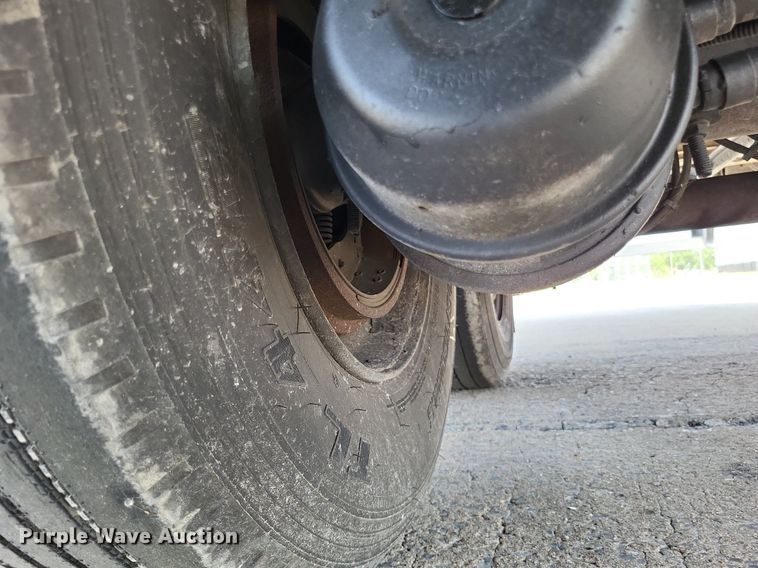 image for item DO3660 2006 Utility  dry van trailer