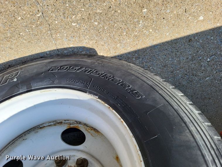 image for item DO3660 2006 Utility  dry van trailer