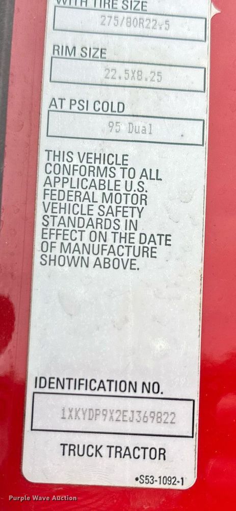 image for item DO4932 2014 Kenworth T680  semi truck