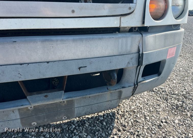 image for item DP0520 2000 Freightliner FLC120  truck cab and chassis