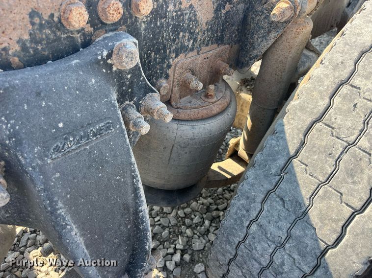 image for item DP0520 2000 Freightliner FLC120  truck cab and chassis