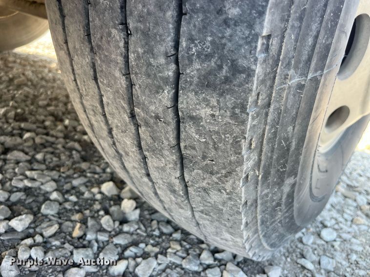 image for item DP0520 2000 Freightliner FLC120  truck cab and chassis