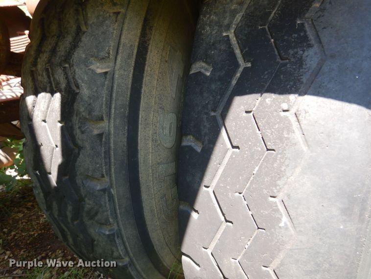 image for item DP8005 1969 Timpte  bottom dump trailer