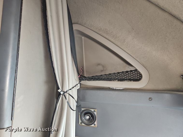 image for item DQ1789 2014 Freightliner Cascadia  semi truck