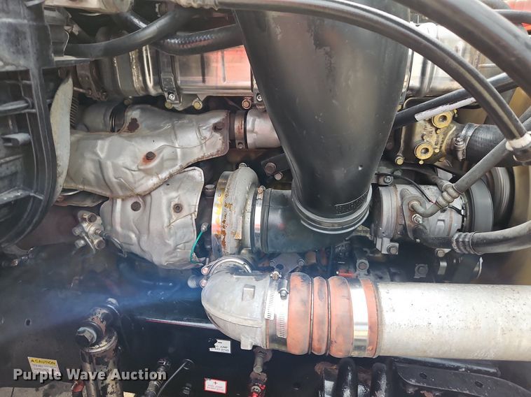 image for item DQ1789 2014 Freightliner Cascadia  semi truck