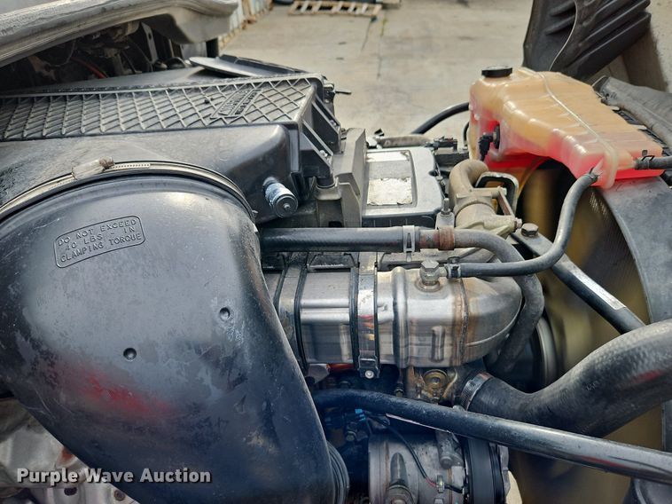 image for item DQ1789 2014 Freightliner Cascadia  semi truck