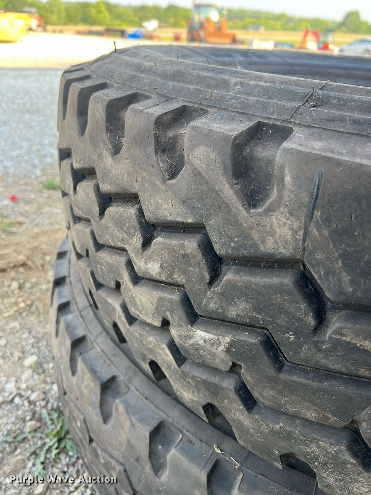 image for item II9225 (23) tires